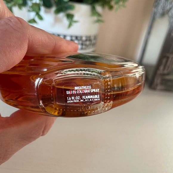 BREATHLESS Avon Vintage Eau de Cologne Spray 1.6 fl oz  Collectible Approx 90% - Picture 3 of 4